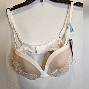 NWT Maidenform push up bra Size 36C